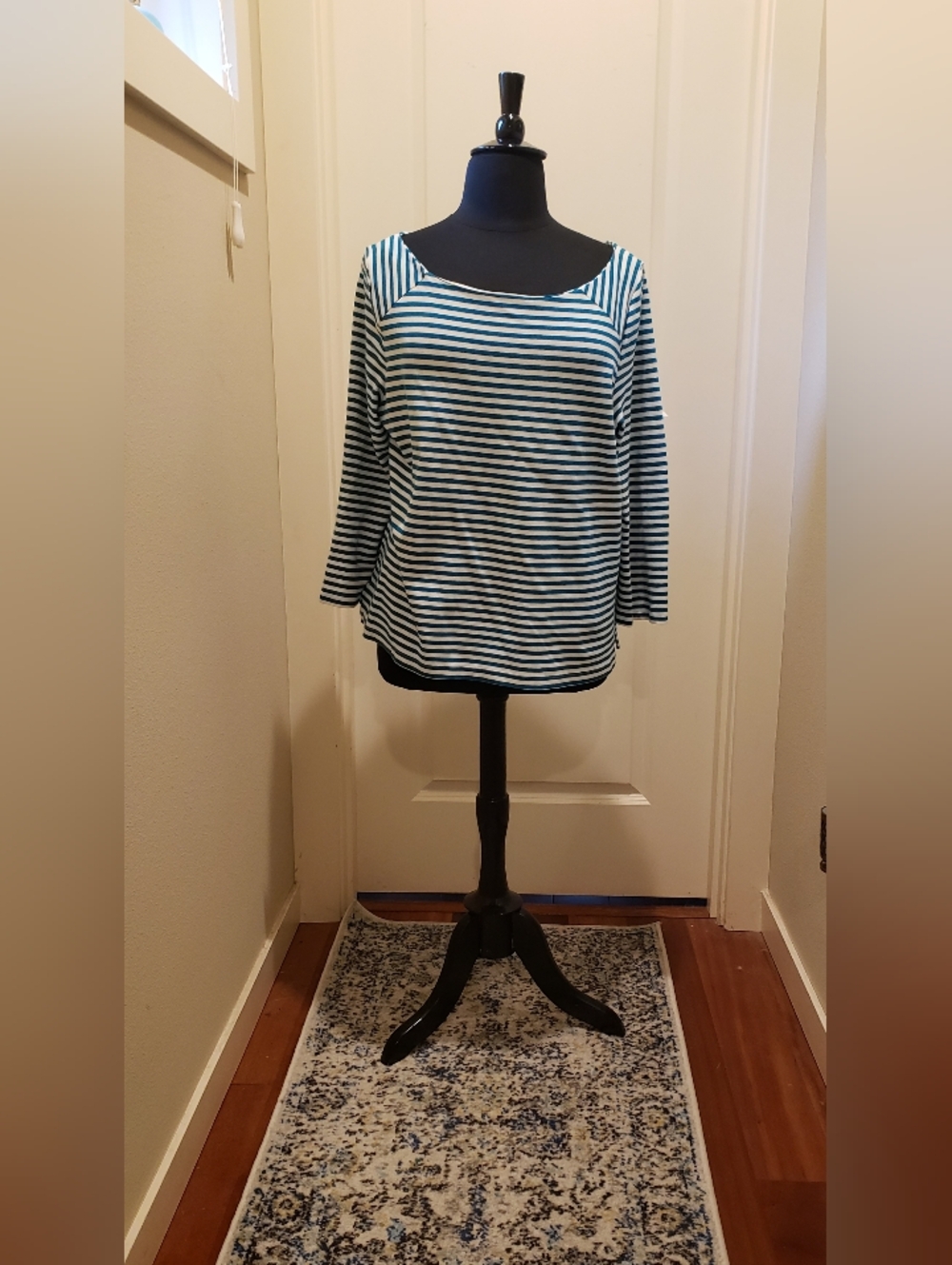 Old Navy Classic Striped Long-Sleeve Boatneck Top - Teal & White